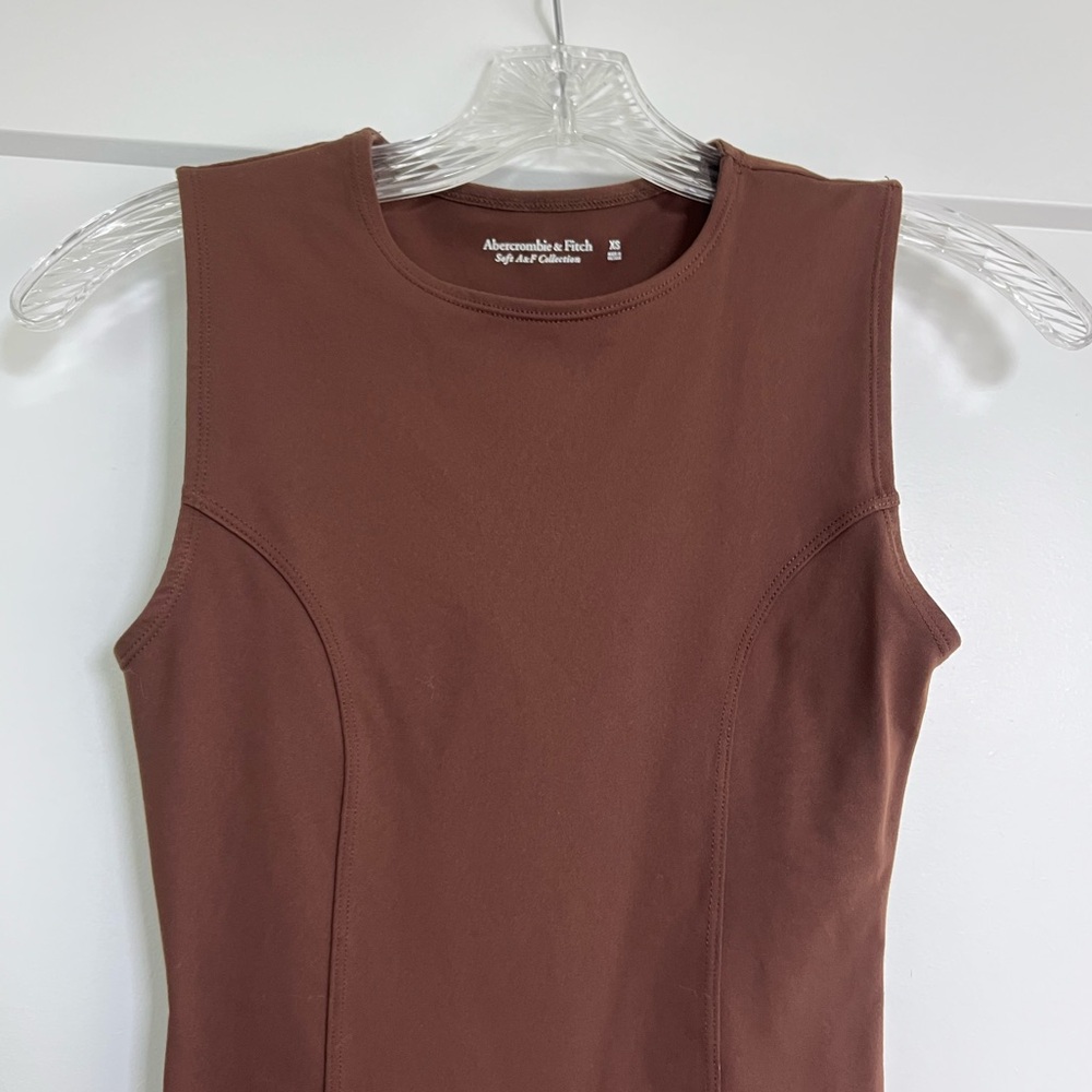 Abercrombie Double-Layered Seamless Fabric Crew Tank Bodysuit in color brown